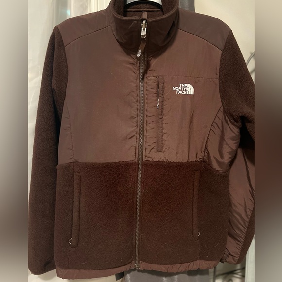 The North Face Jackets & Blazers - North face Denali jacket brown women’s size M and great condition